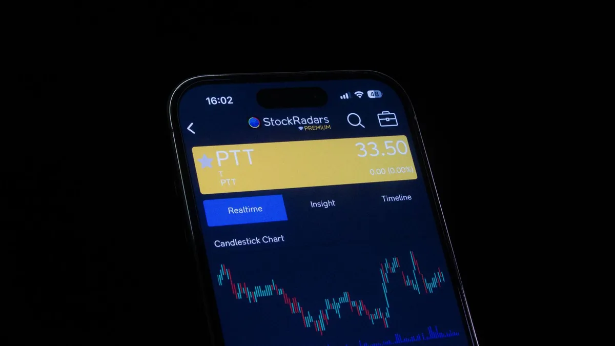 smartphone investing app stock chart